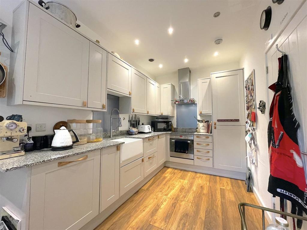 Kitchen (1).jpeg