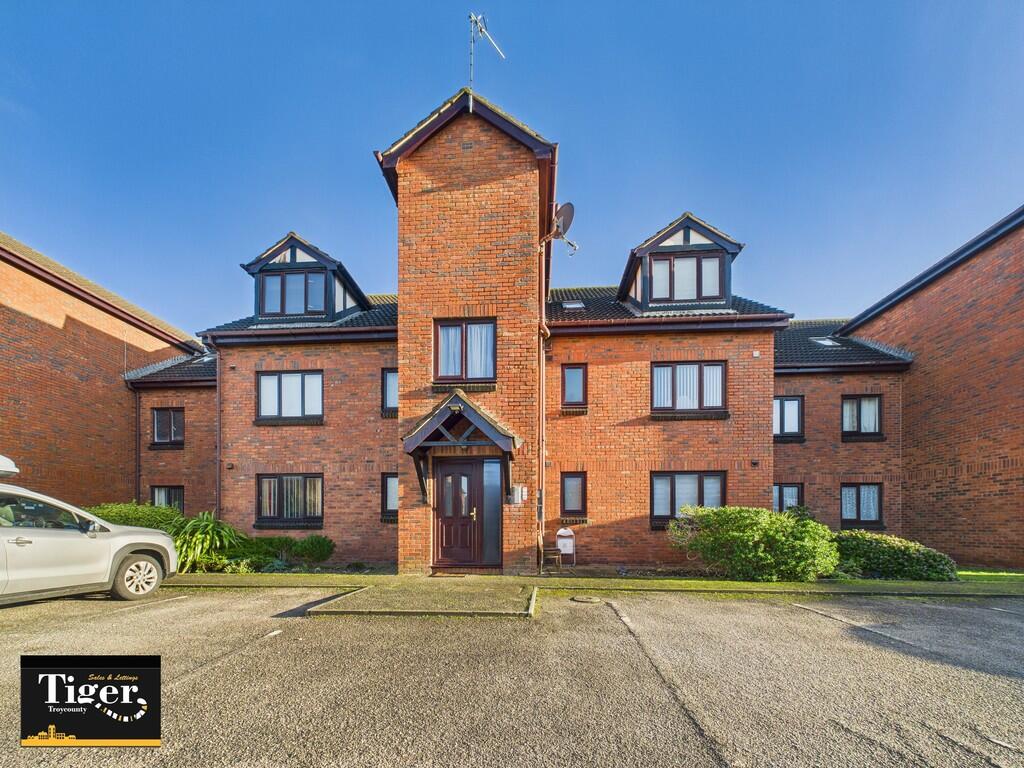 CAM02176G0-PR0776...