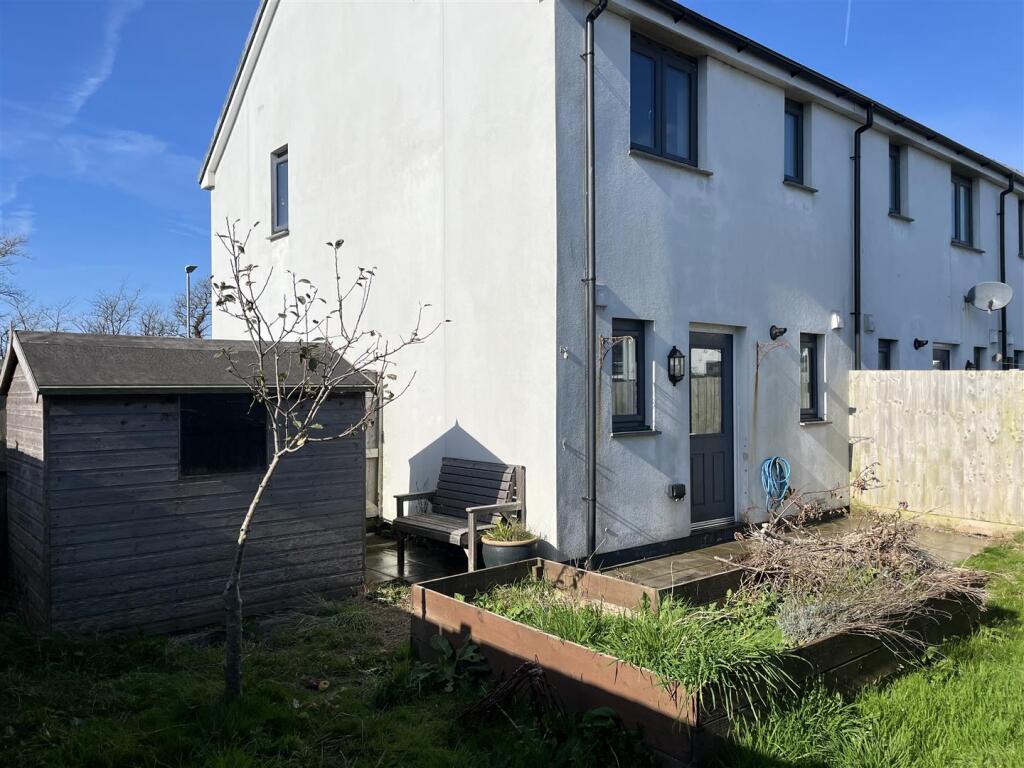 Rear Garden .jpg