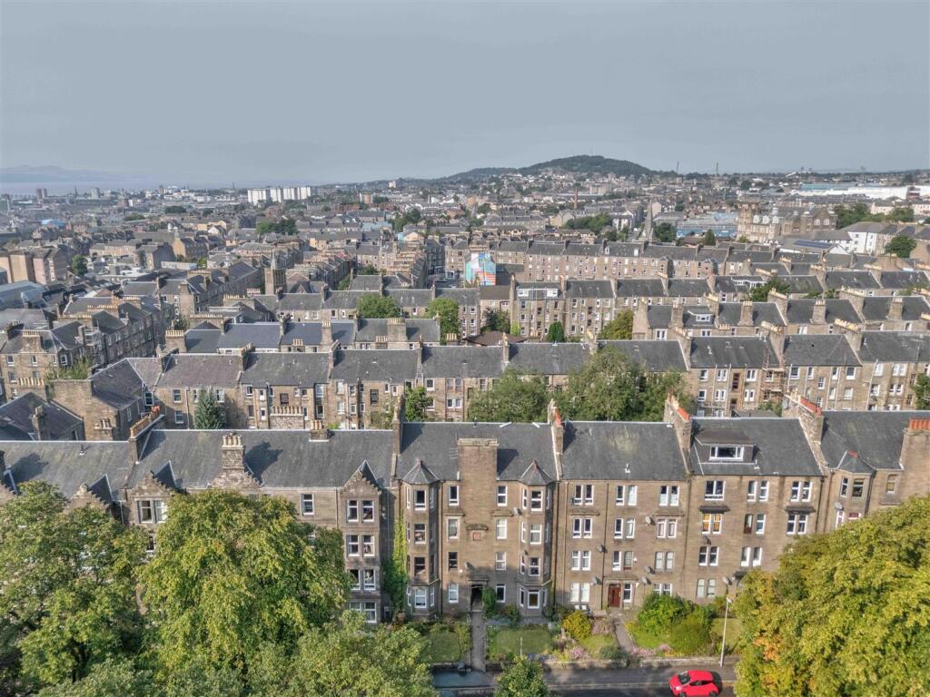GR 14 Baxter Park Terrace Dundee-12.JPG
