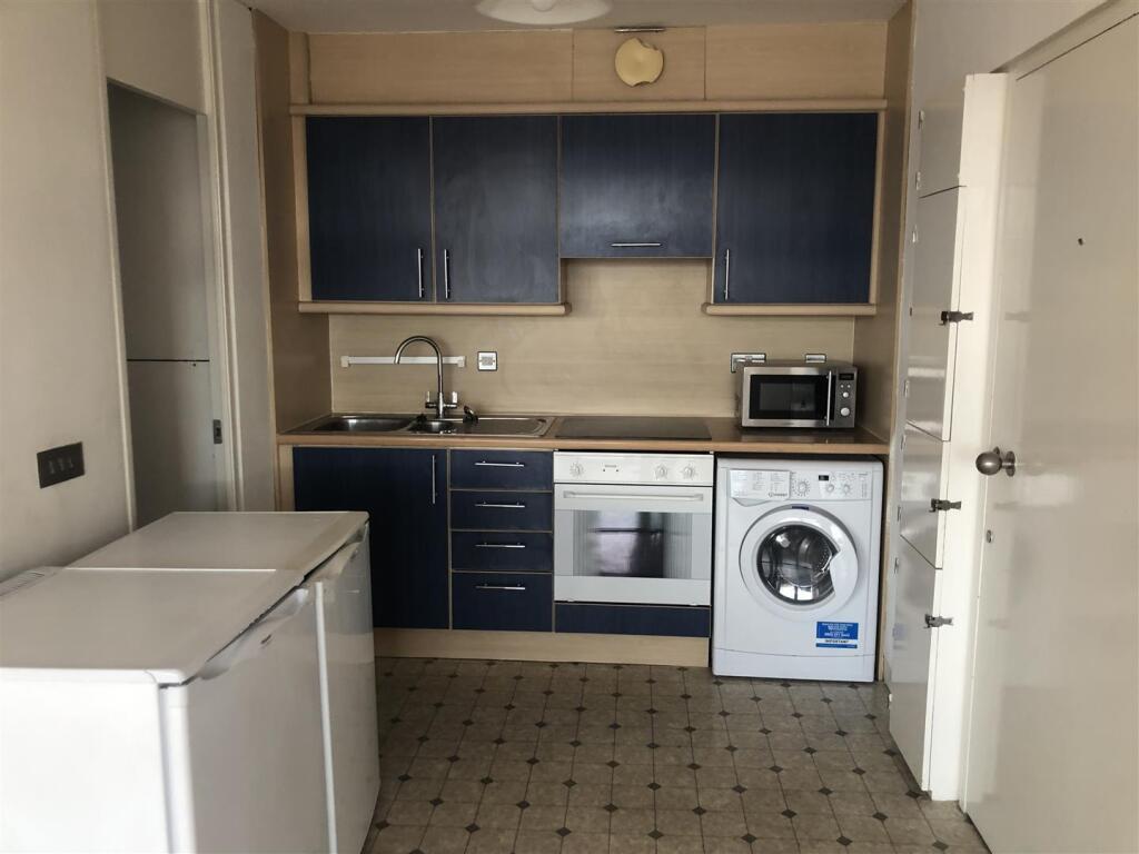 Kitchen.jpg