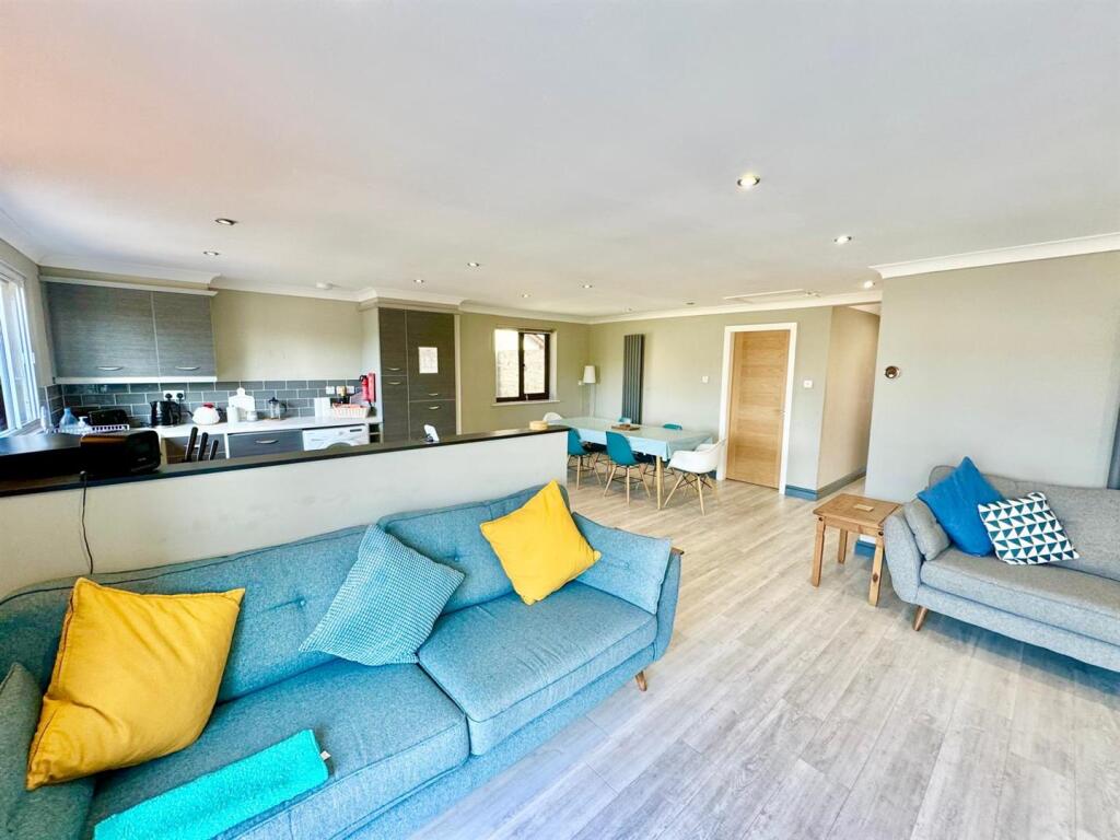 PHOTO-2025-01-13-11-42-42 (6).jpg