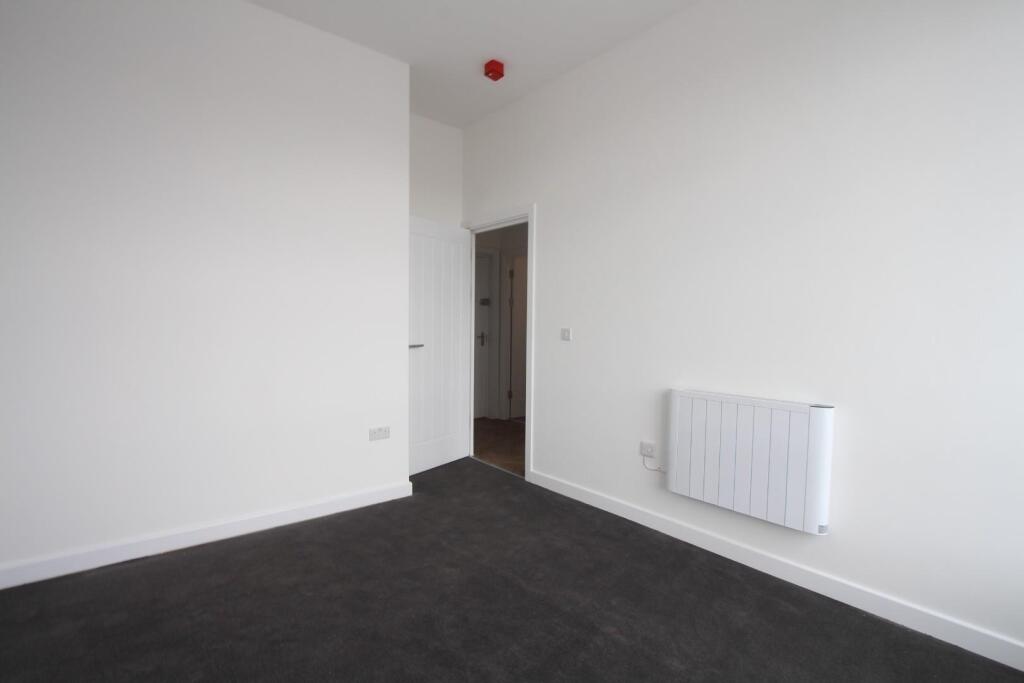 Flat 4. 5.JPG