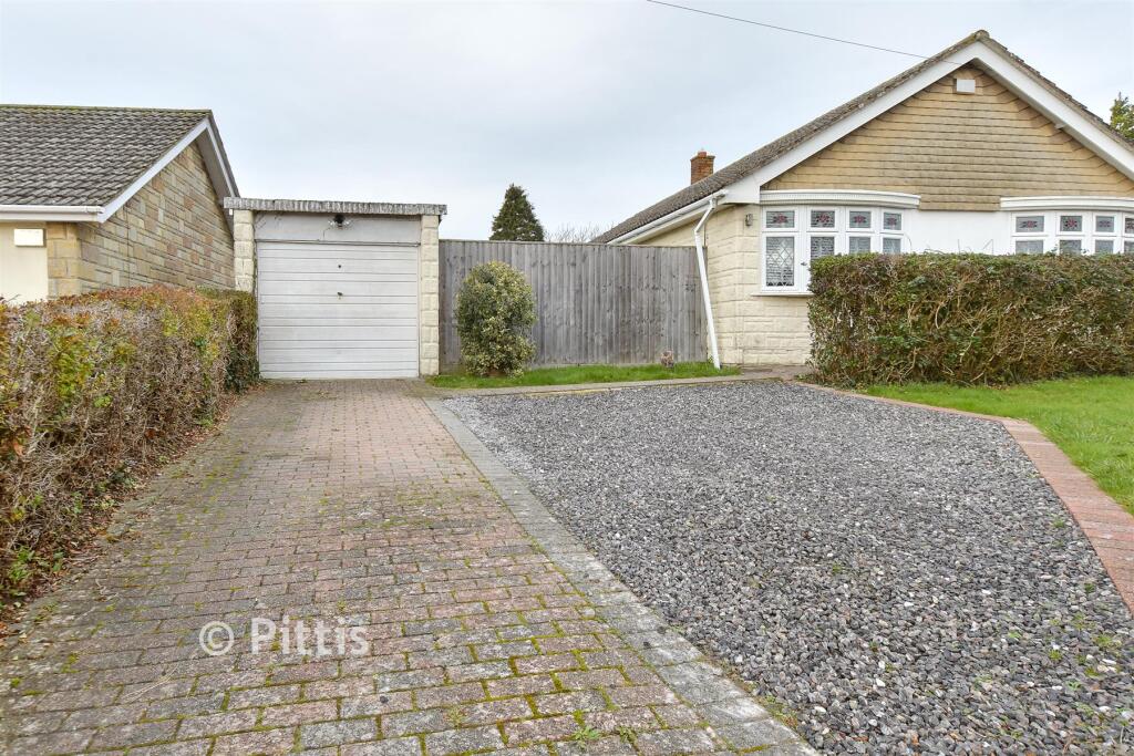 Driveway/Parking