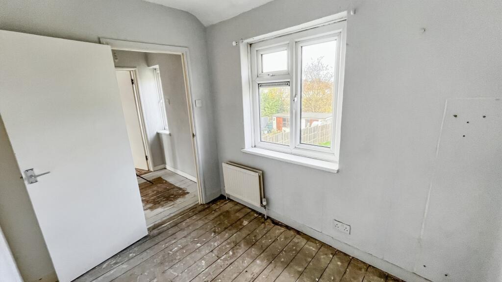 16 Heath Road, Crayford, Dartford, DA1 3NP