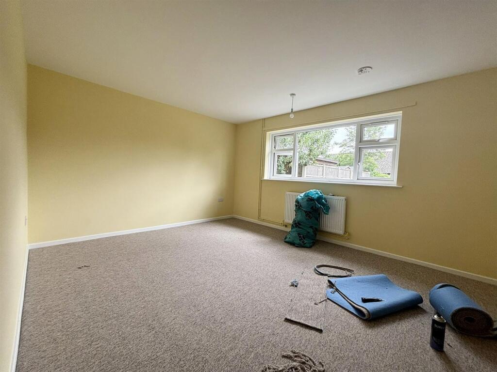 Bedroom 1.JPEG