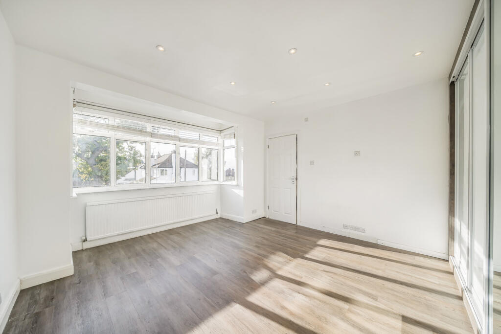 1364760-24-68e4de...