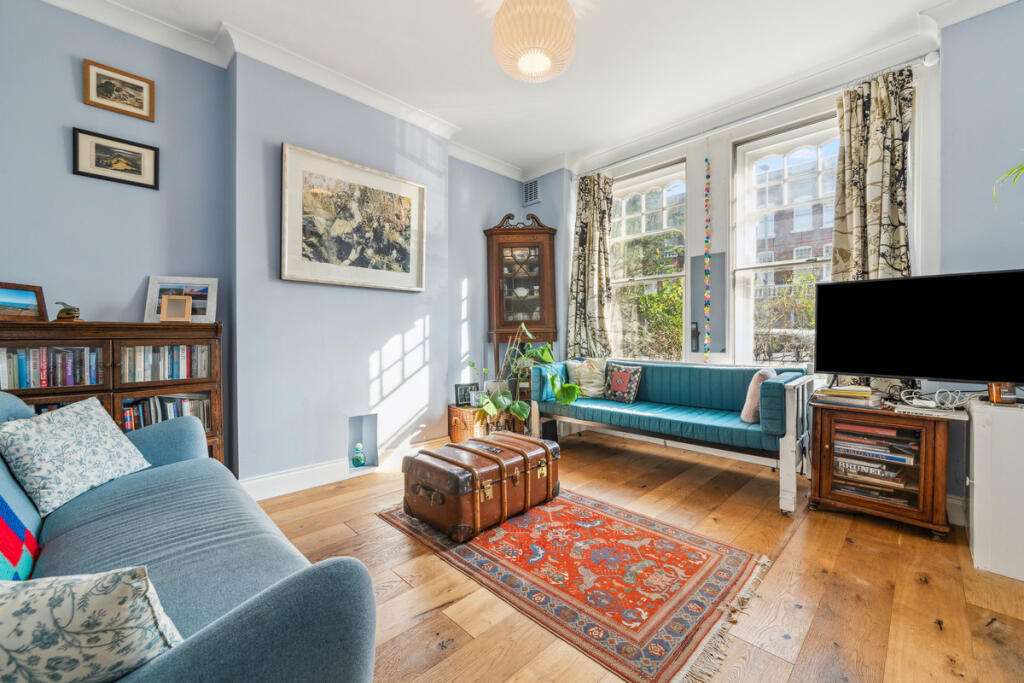 Queenstown Road, London, SW8