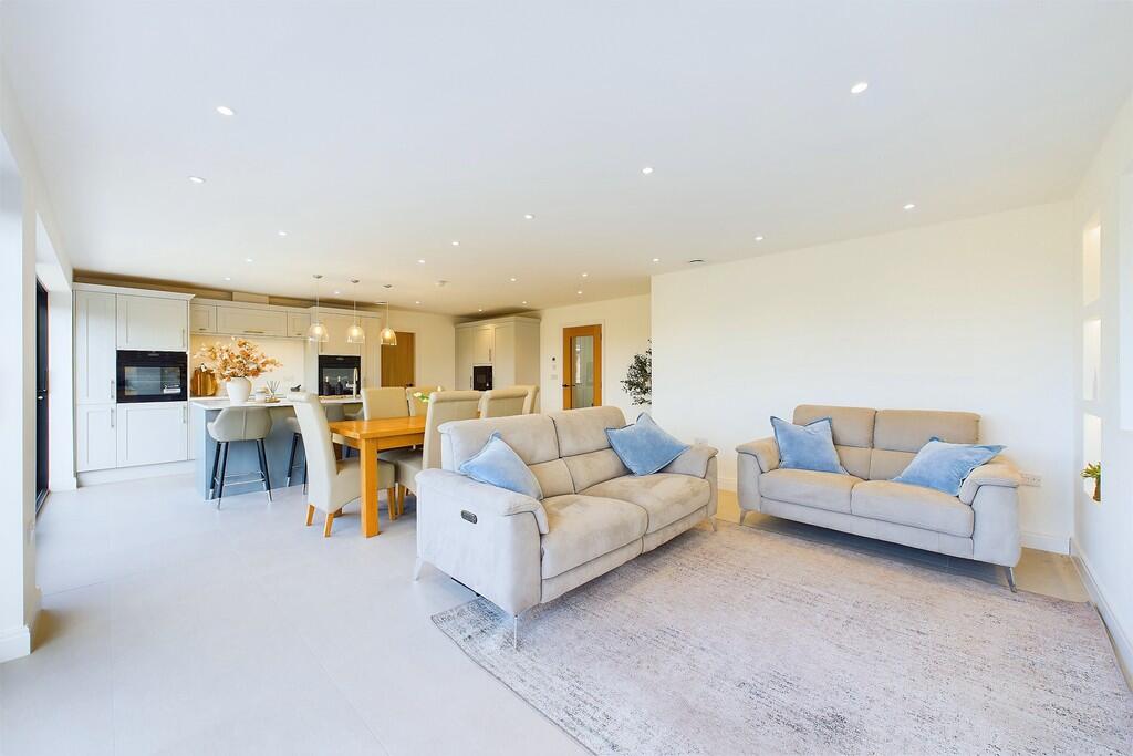 Open Plan Family ...