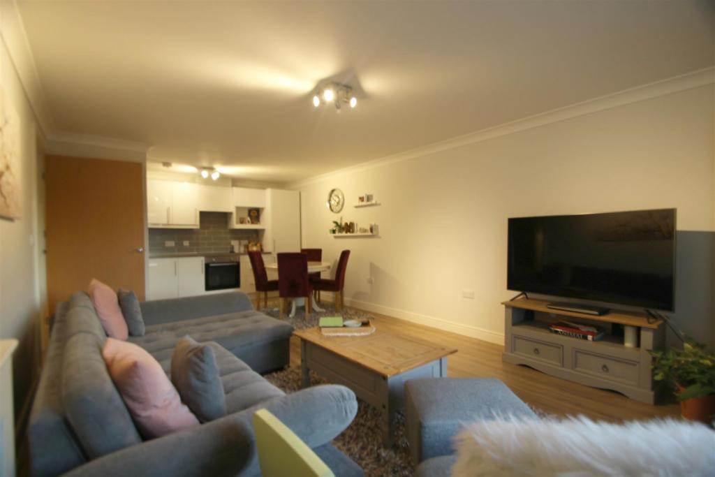 open plan.jpg