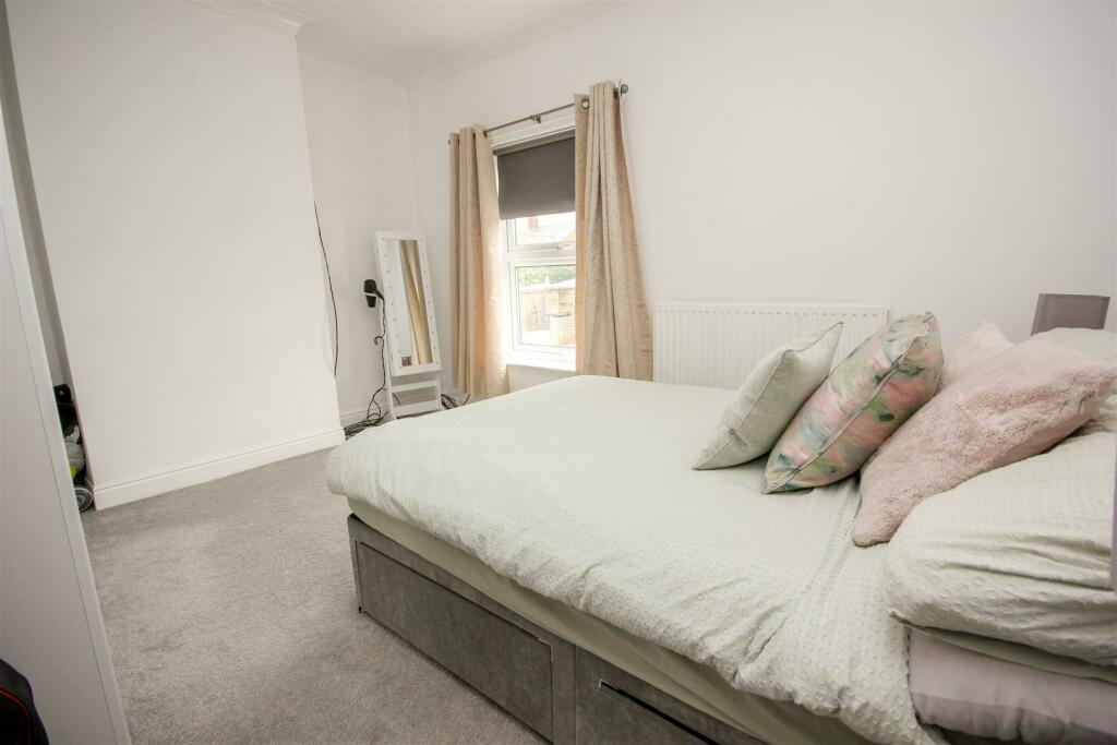 Master Bedroom.jpg