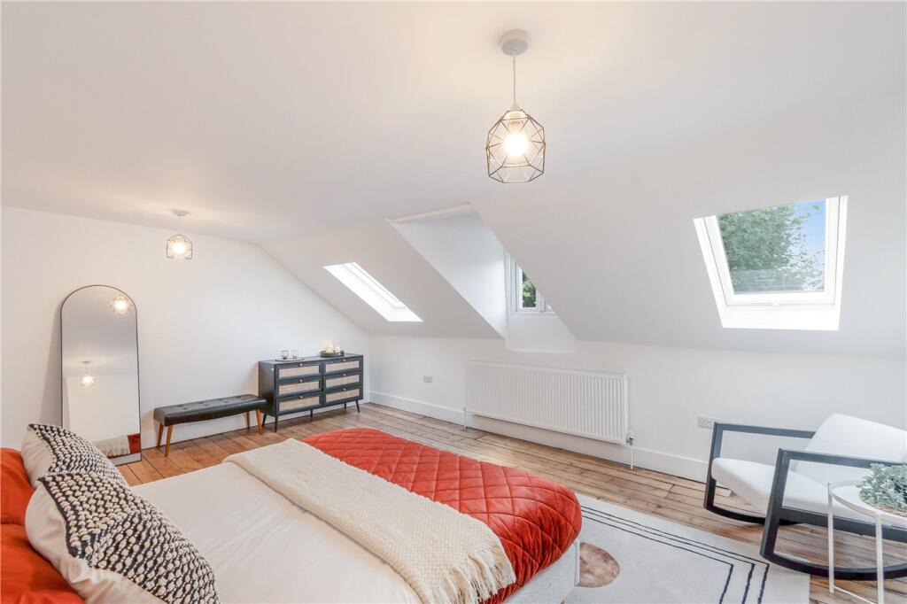 Double Bedroom 1 P2