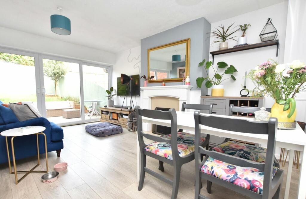 Living/Dining Room