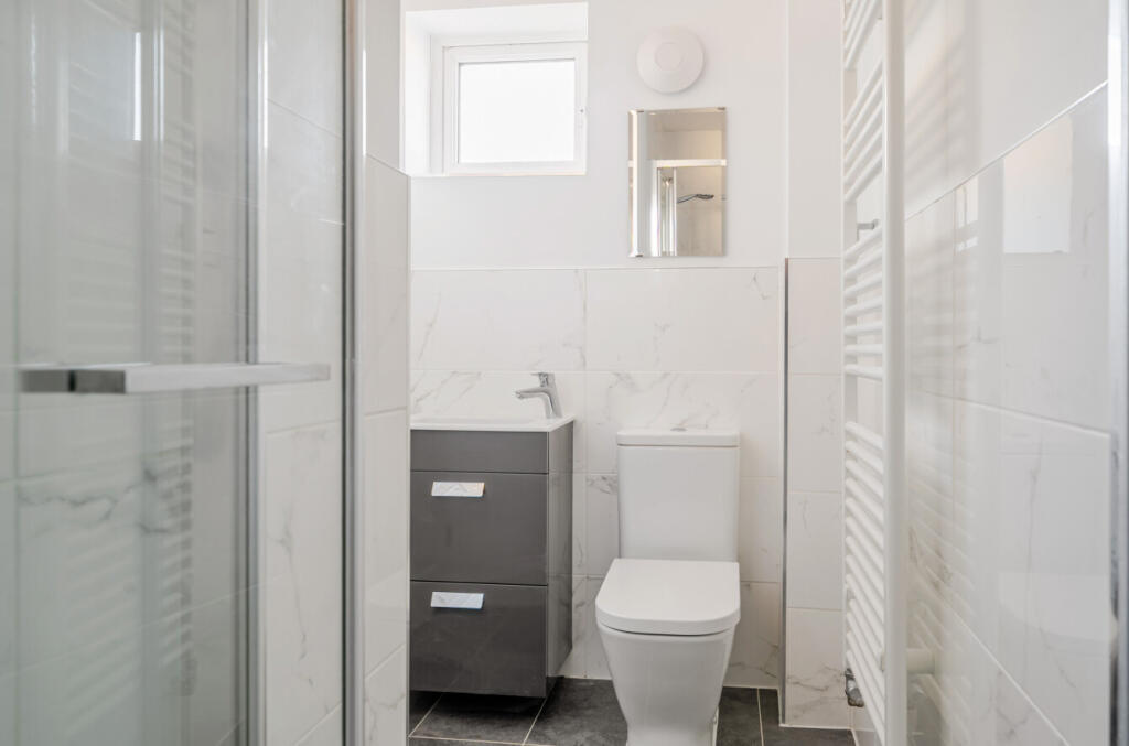 1388916-16-693ac8...