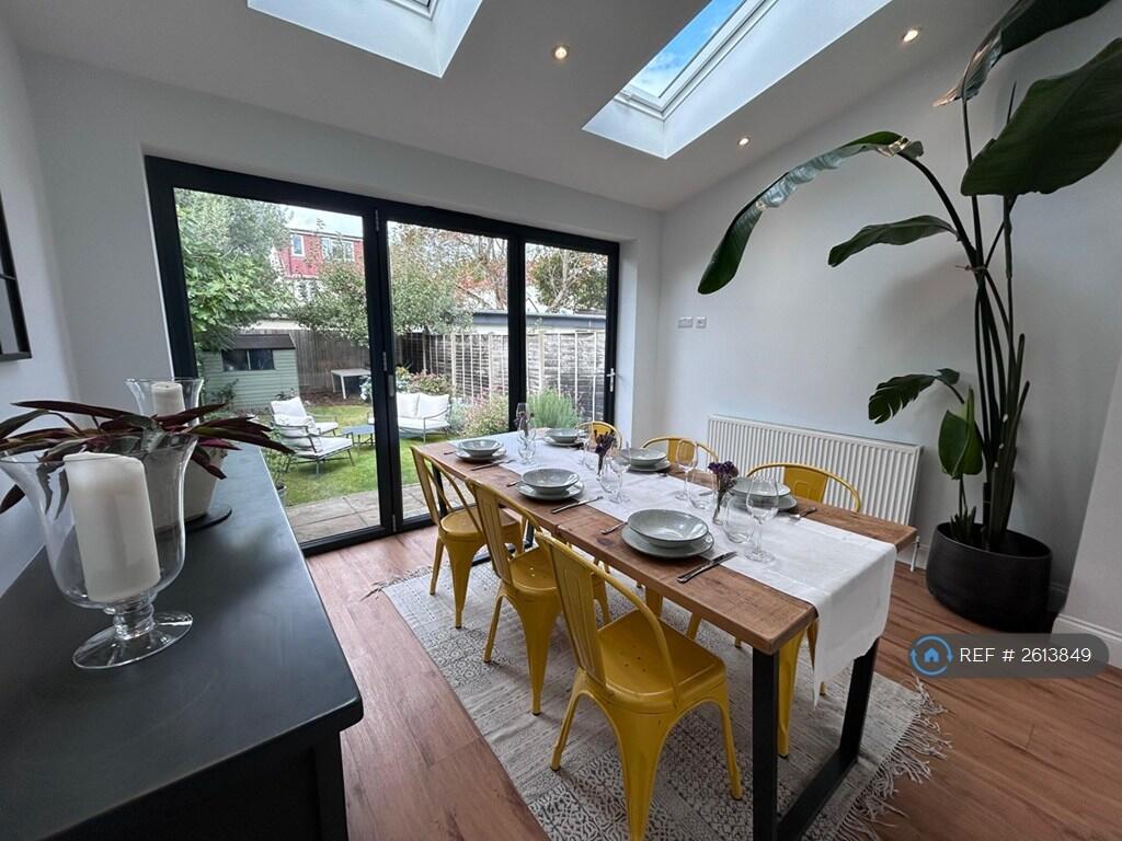 Open Plan Dining Room
