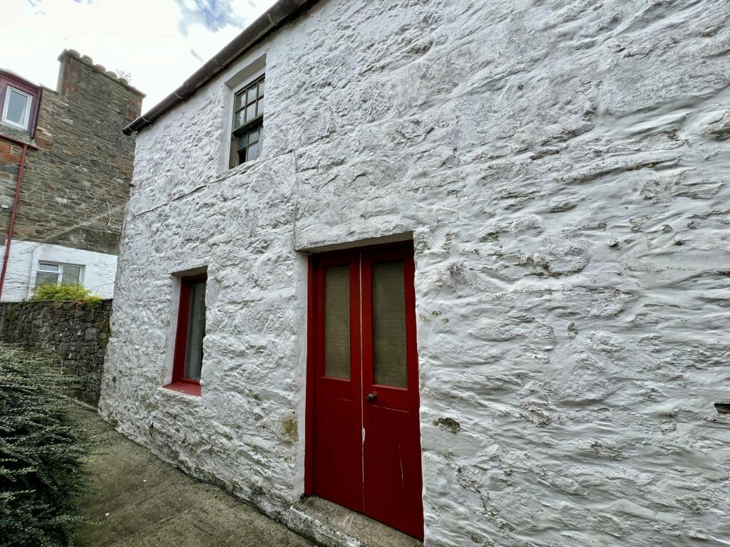 24 High Street, Kirkcudbright - Williamson and Hen