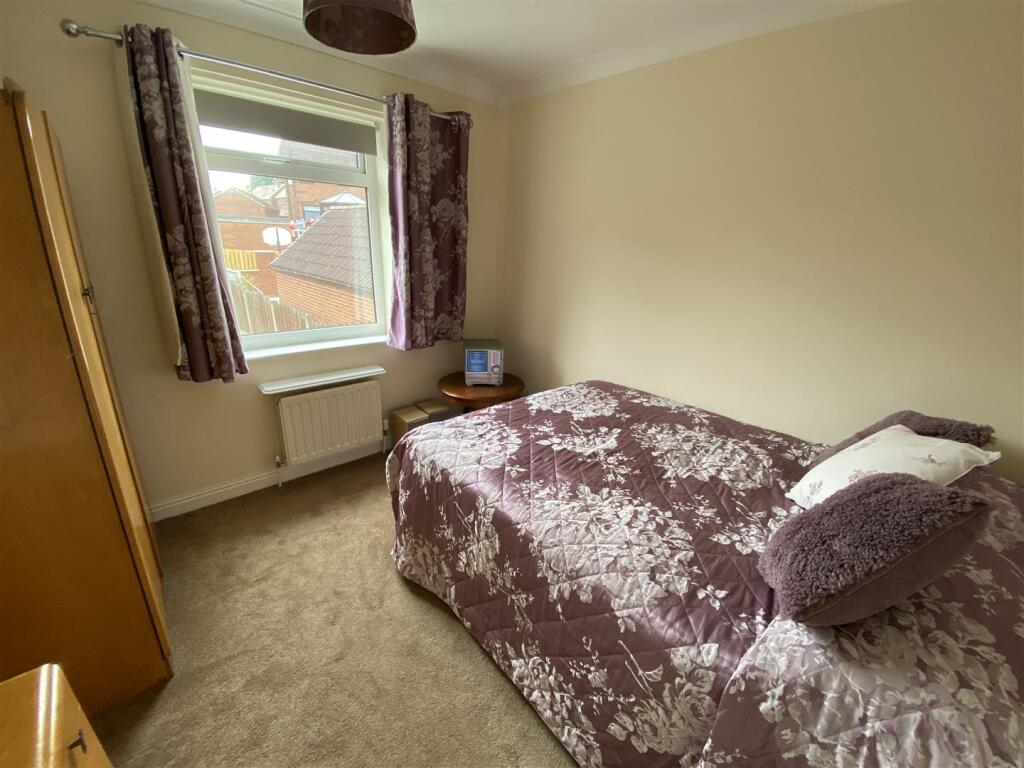 Bedroom no.2 rear double: