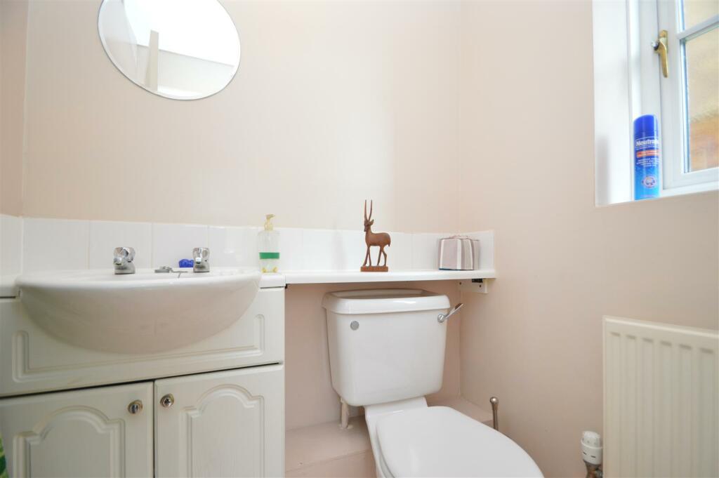 Cloakroom wc