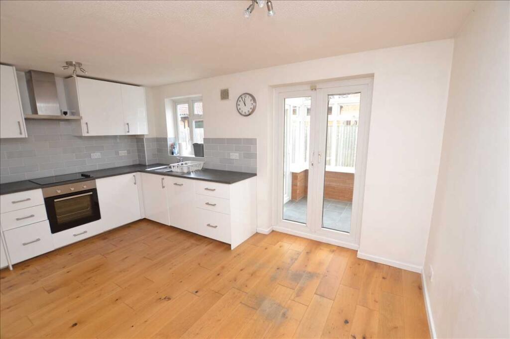 KITCHEN / DINER