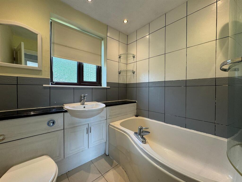 WhatsApp Image 2025-06-02 at 13.51.30.jpeg