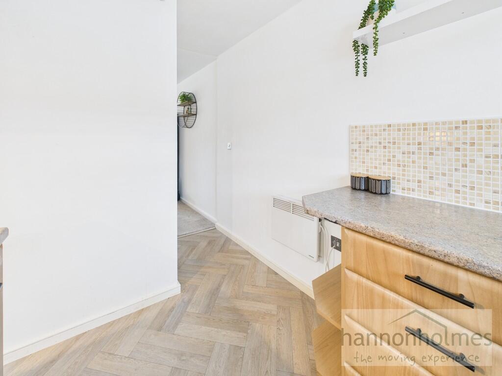 CAM05283G0-PR0116...