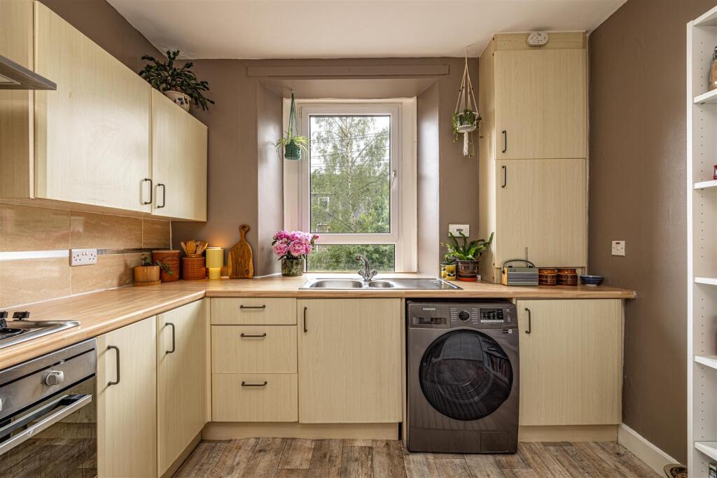 25 Douglas Street Galashiels 16.JPG