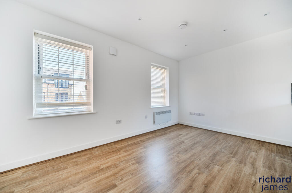 366cda935d3a4e5c8c434eb826a46ab2