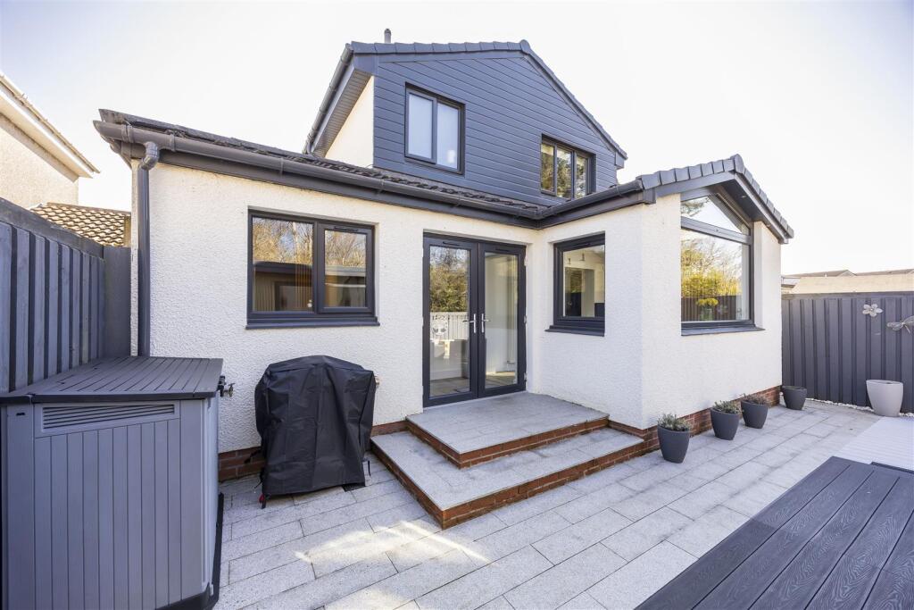 25_HEATHER_DRIVE_LENZIE_003.JPG