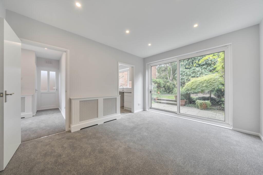 1332370-16-6889e6...