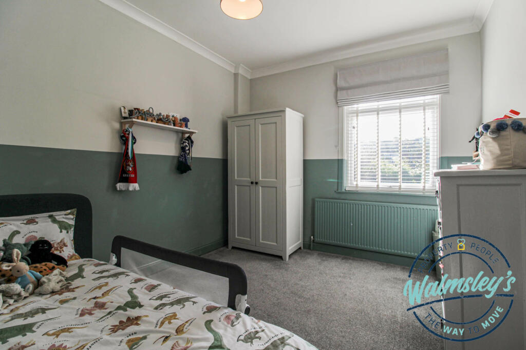Rear bedroom