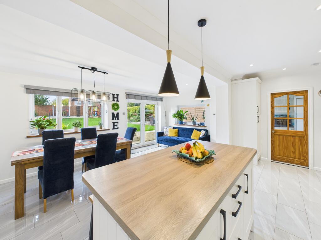 Living/Dining Kitchen