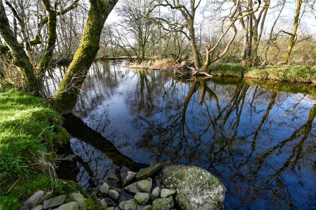 Nearby Cairn Water