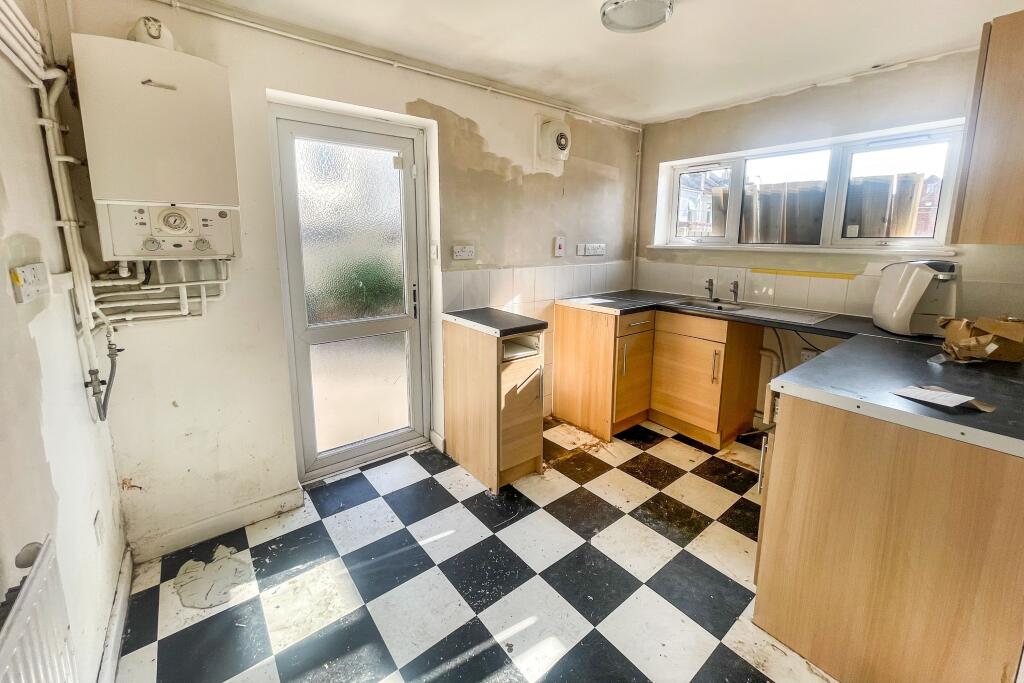 Flat 2, 49 Roseberry Road, Redfield, Bristol, BS5 9QD