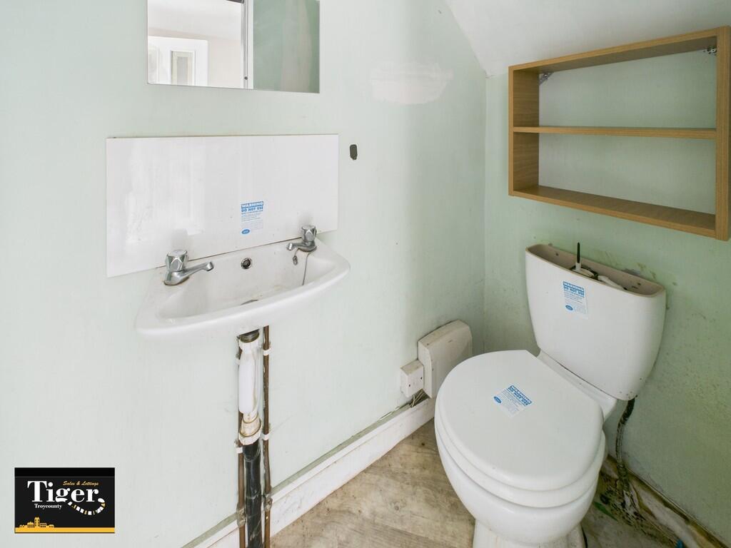 CAM02176G0-PR0730...