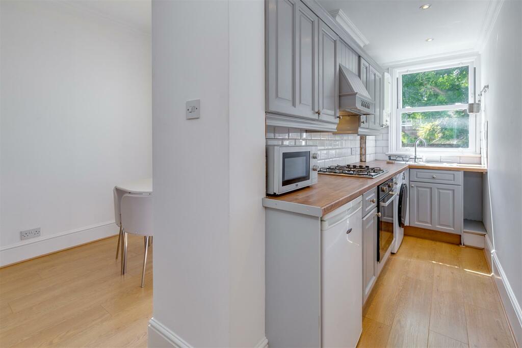 28 coombe road, flat 2-5.jpg