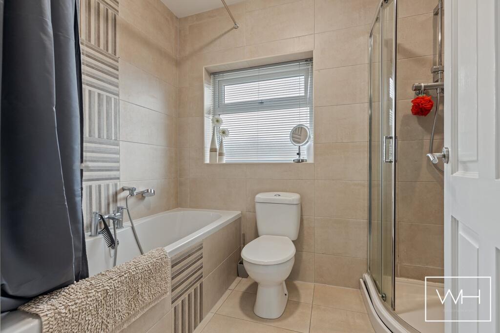 97 Wellington Grove,