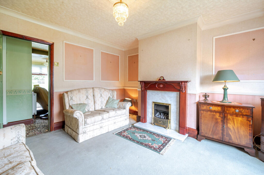 1315590-11-685a8e...