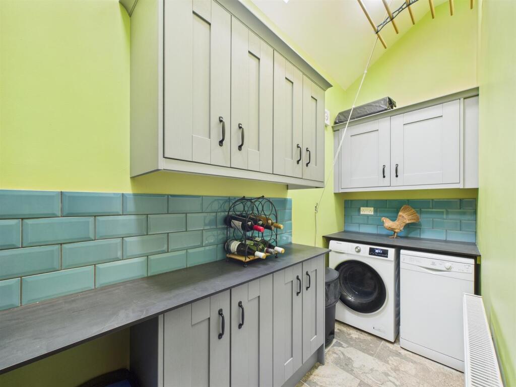 Utility Room.jpg