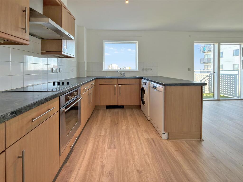 Kitchen..jpeg