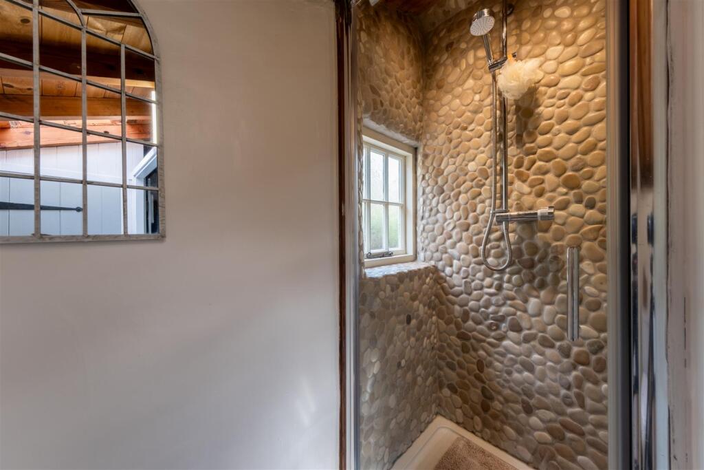 Rock Cottage-015.jpg