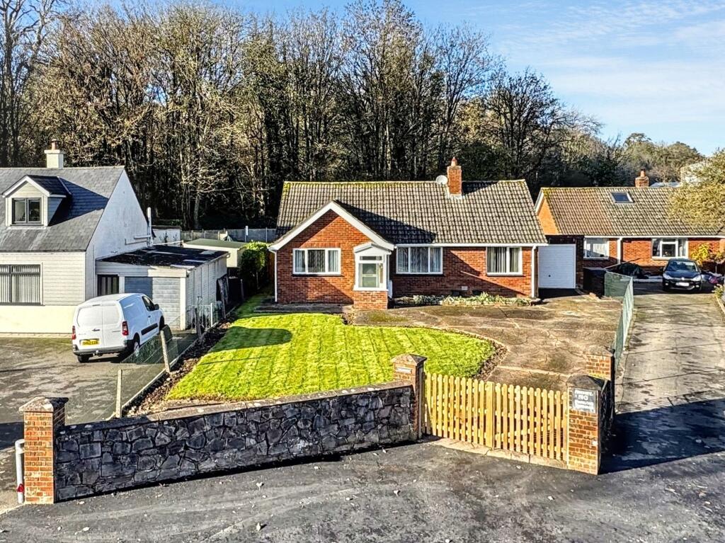 Exeter Road, Tiverton, EX16