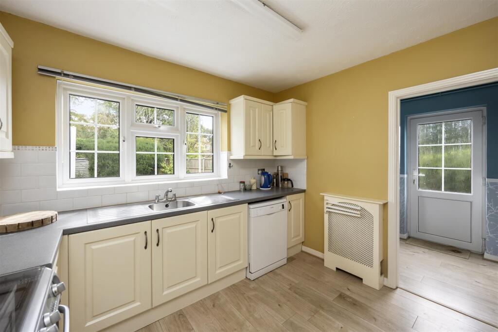 Vicarage Fields, 14-007.JPG