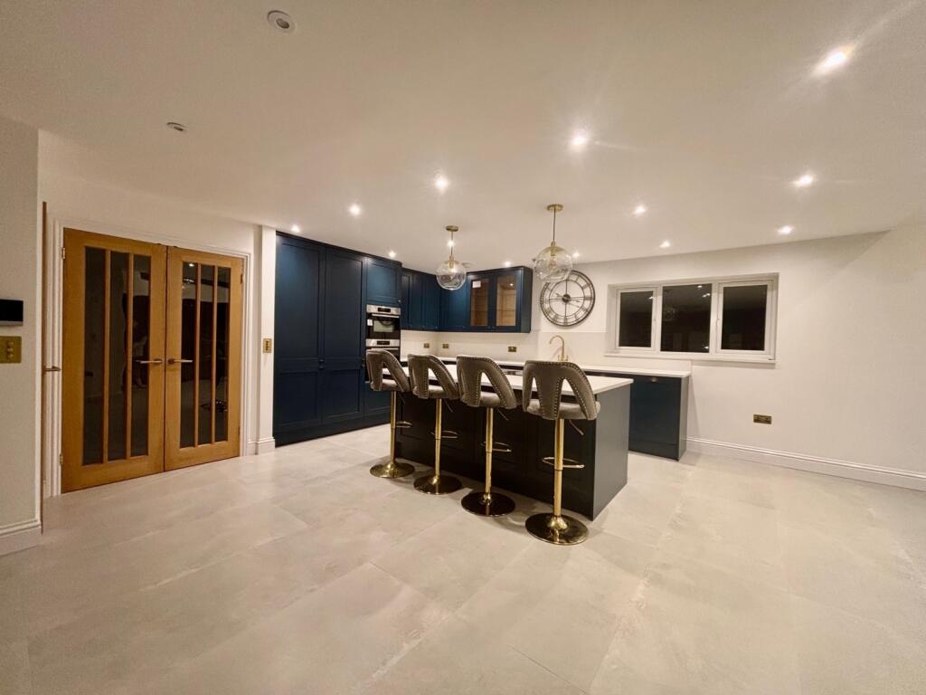 Kitchen Night