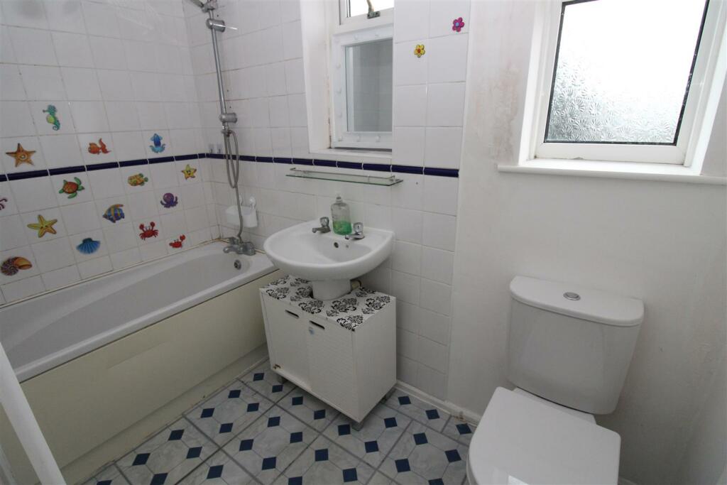 bathroom.JPG