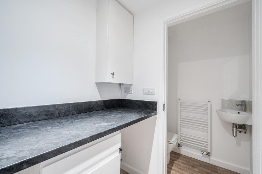 1329314-12-687e2751c2f43