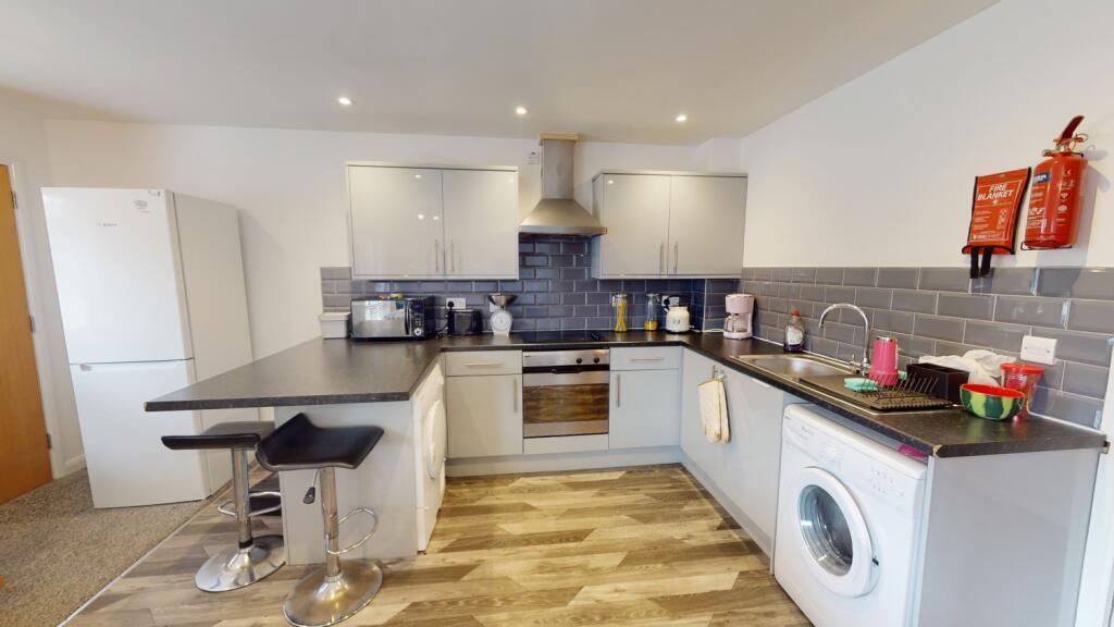 Flat 45 Royal Victoria Court 