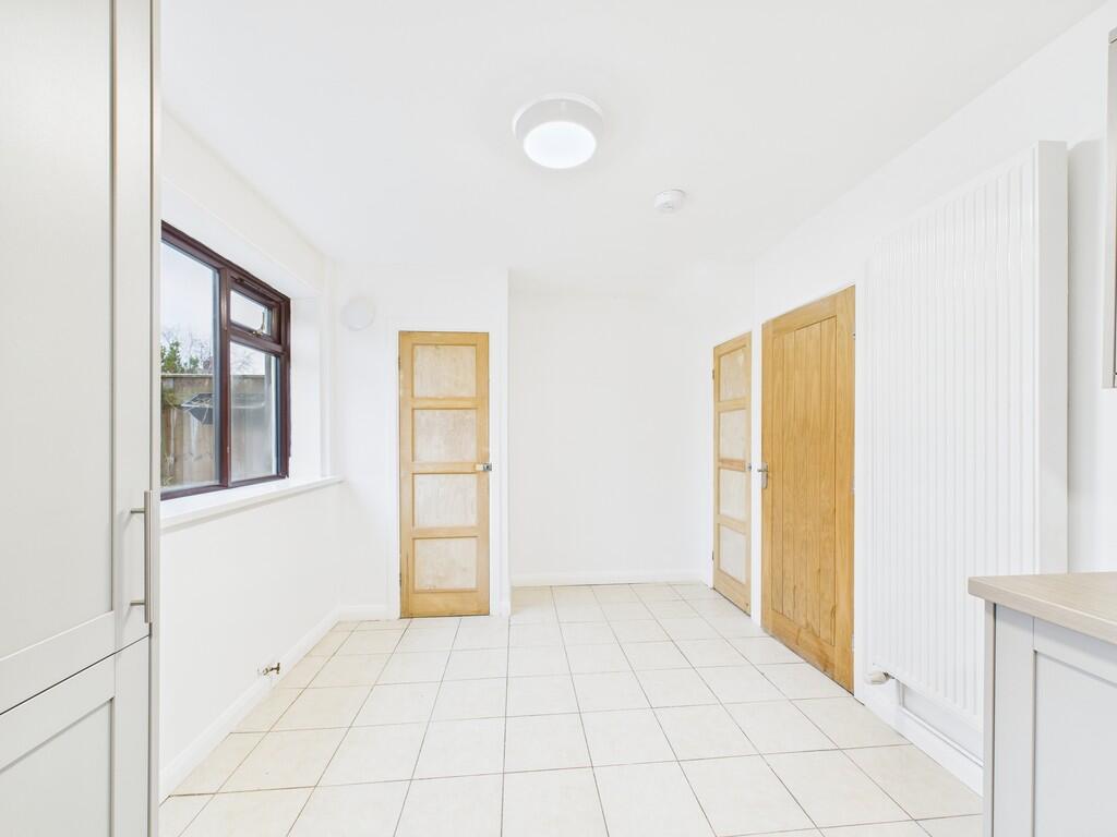 CAM01835G0-PR0355...