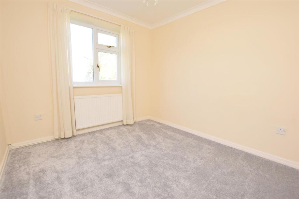 Bedroom 2.JPG