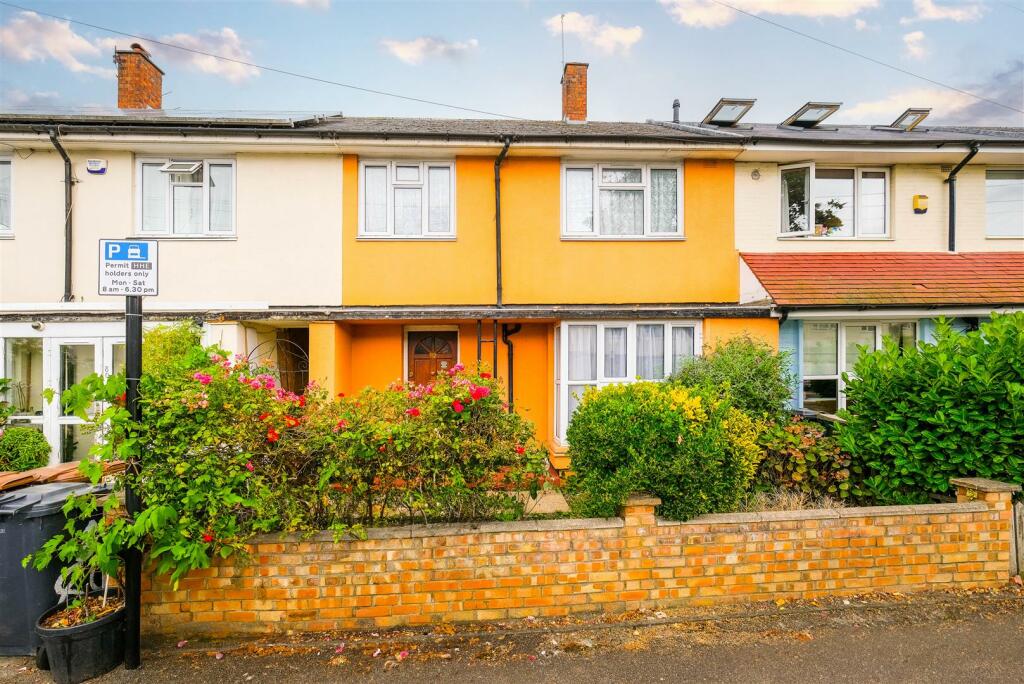 82 Millfield Avenue-22.jpg