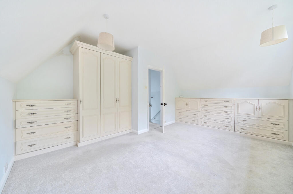 1307144-22-684aca...